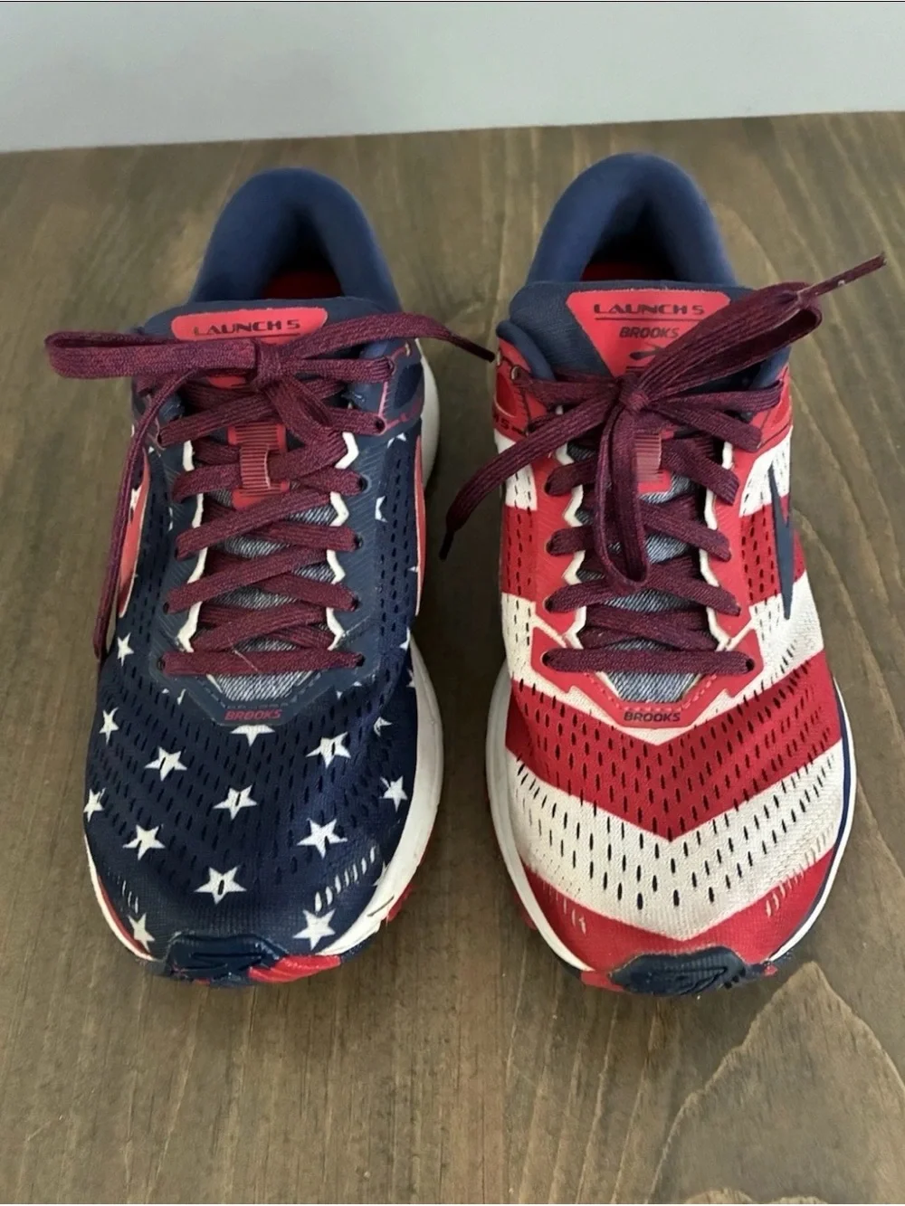 Brooks Launch 5 Running Shoes USA Stars & Stripes Womens 8